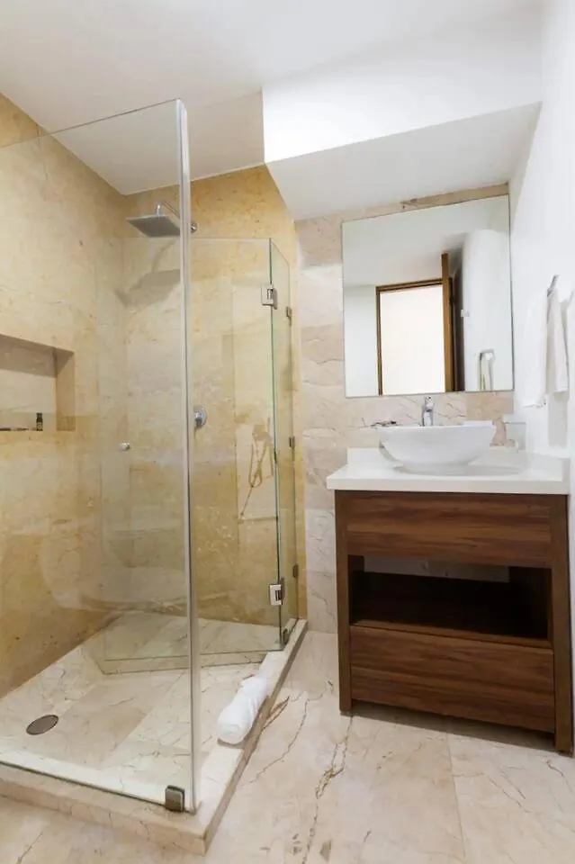 Apartment Apts 200M From Beach Sleeps 10 Playa del Carmen